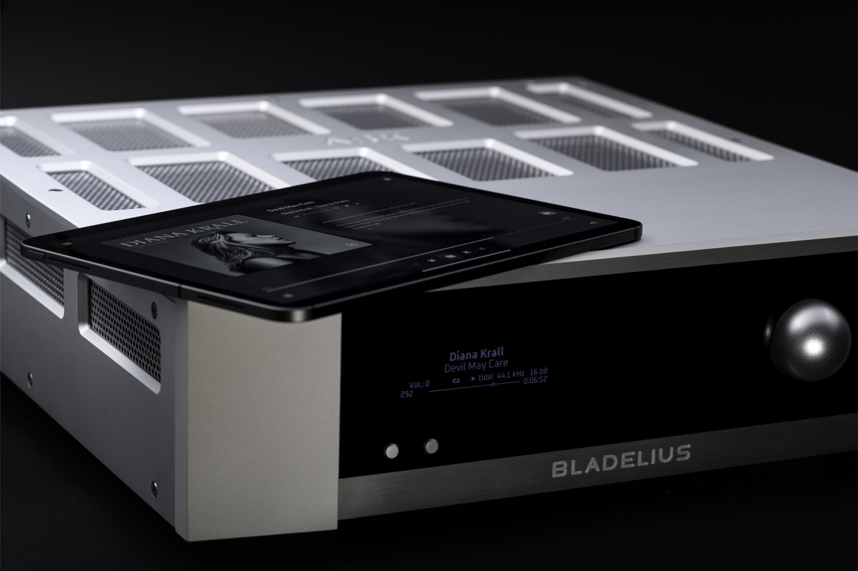 Bladelius Ask Integrated - Stereo Amplifier (with optional DAC/Streamer)
