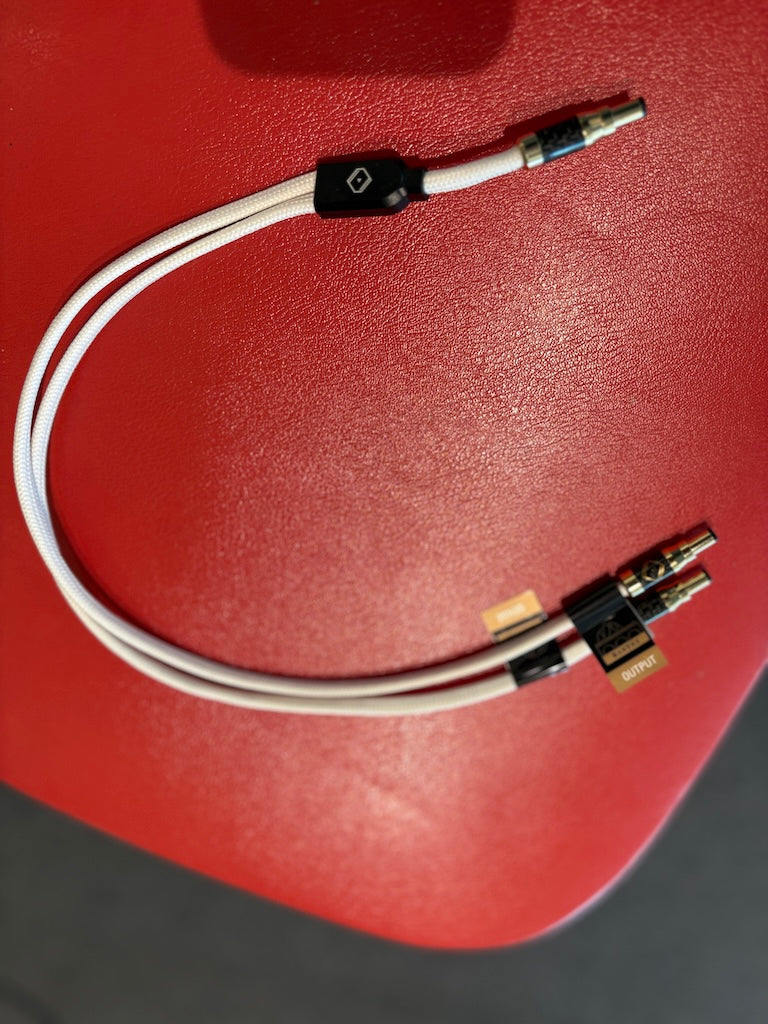 Silent Angel BASTEI Snowy White - 12V upgrade cable for Forester F2 - READY FOR DELIVERY