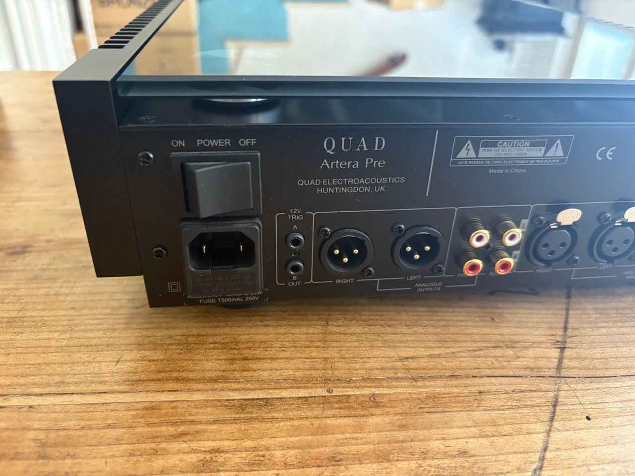 Quad Artera - Stereo-Vorverstärker - GEBRAUCHT