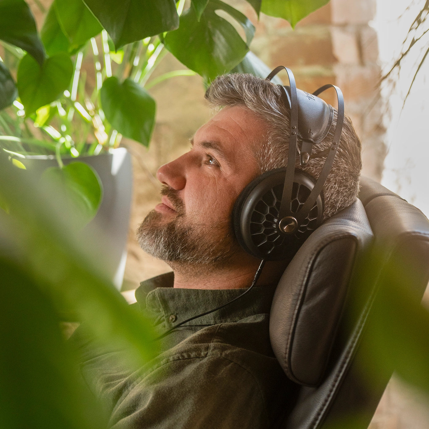 Meze Audio 99 Neo - Stereo Headphones - READY FOR DELIVERY