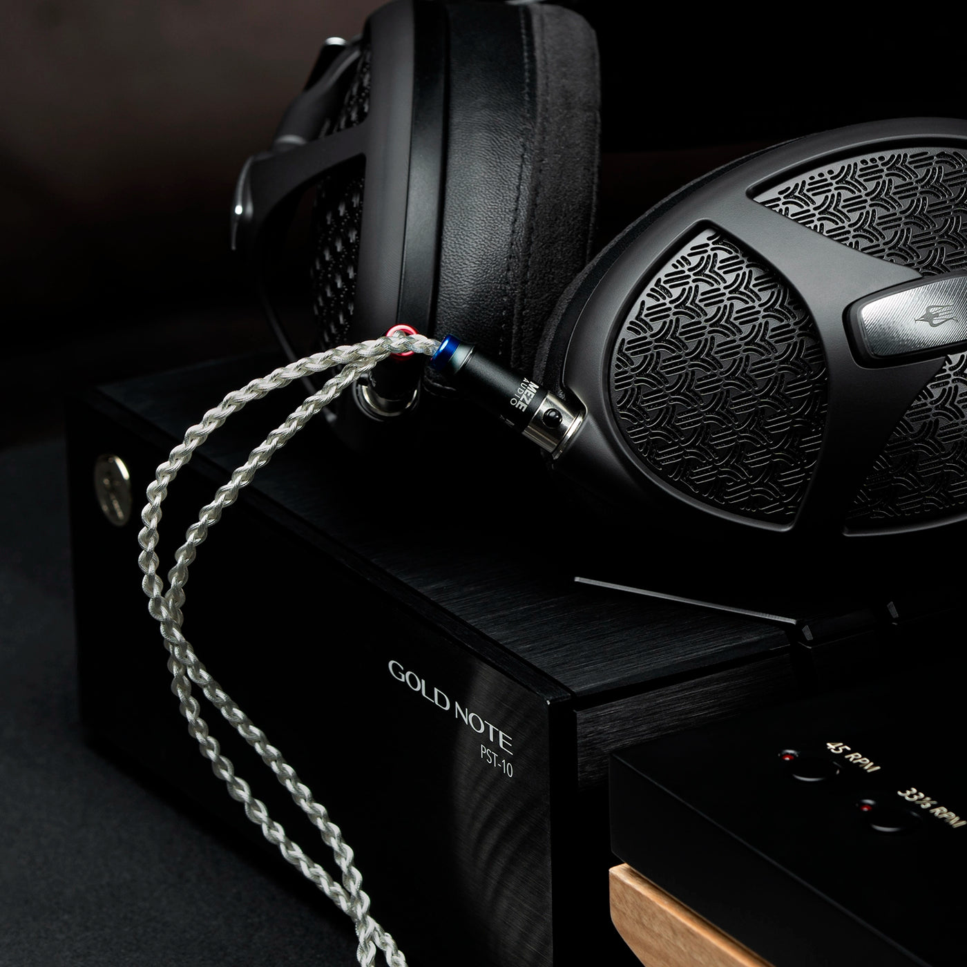 Meze Audio 99 Classic - Stereo Headphones - READY FOR DELIVERY