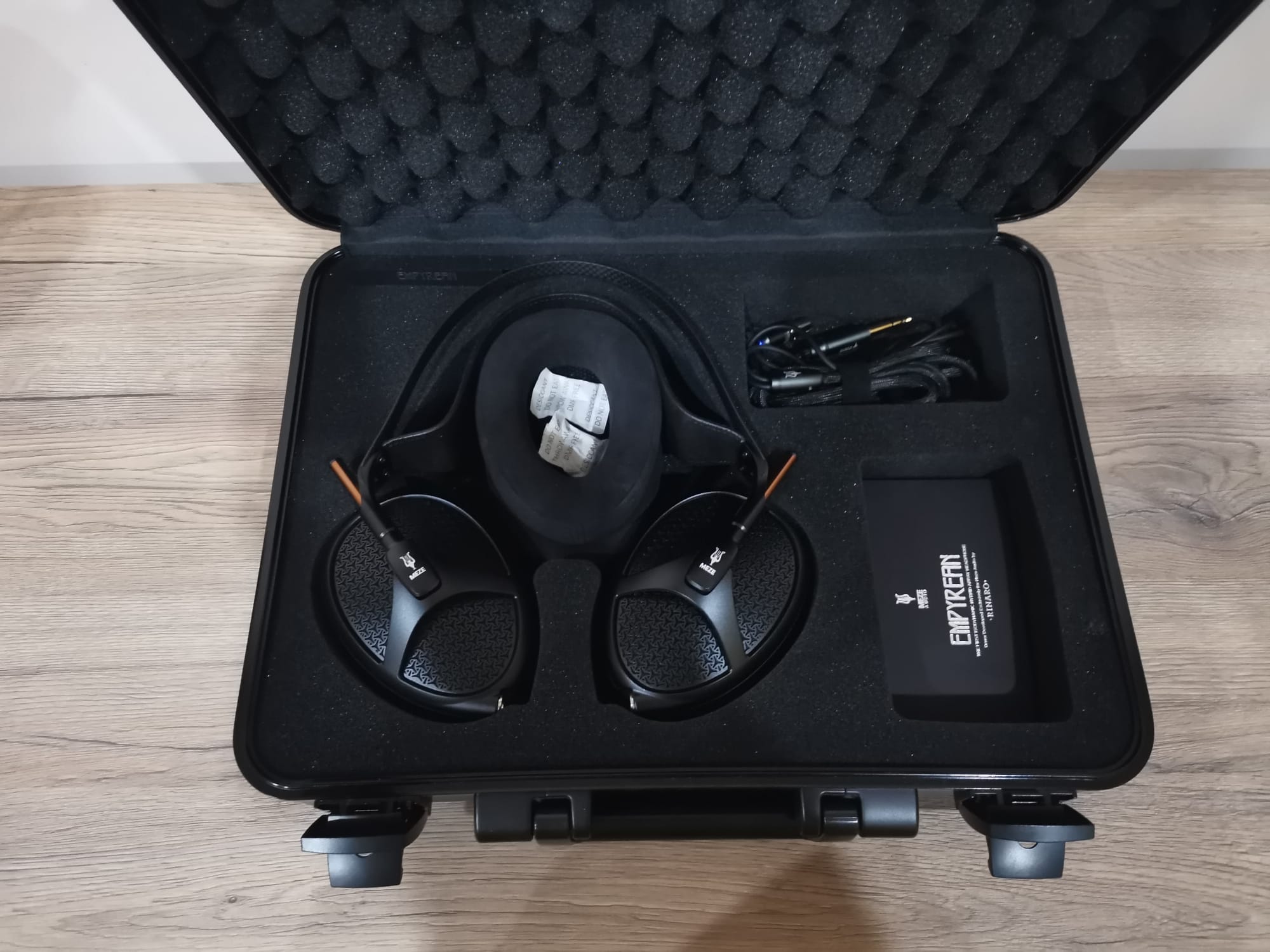 Meze Audio Empyrean - Hi-End Stereo Headphones - EX DEMO