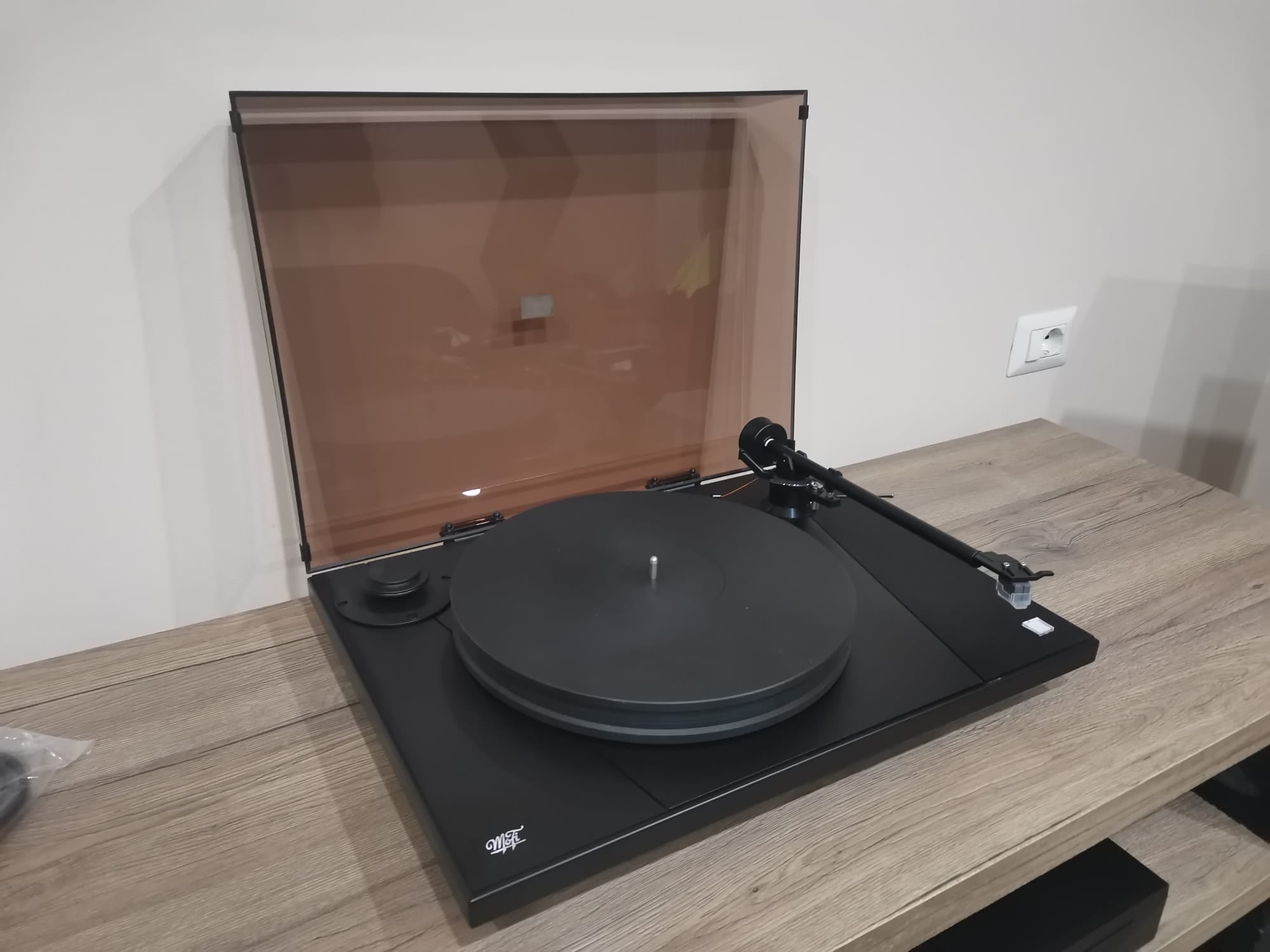 Denon DP-3000 - Turntable - READY FOR DELIVERY