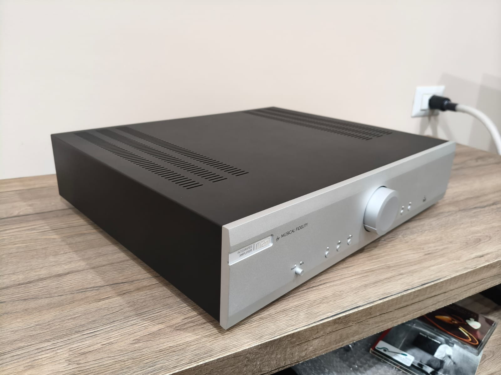Musical Fidelity M2si - Integrated Amplifier - USED