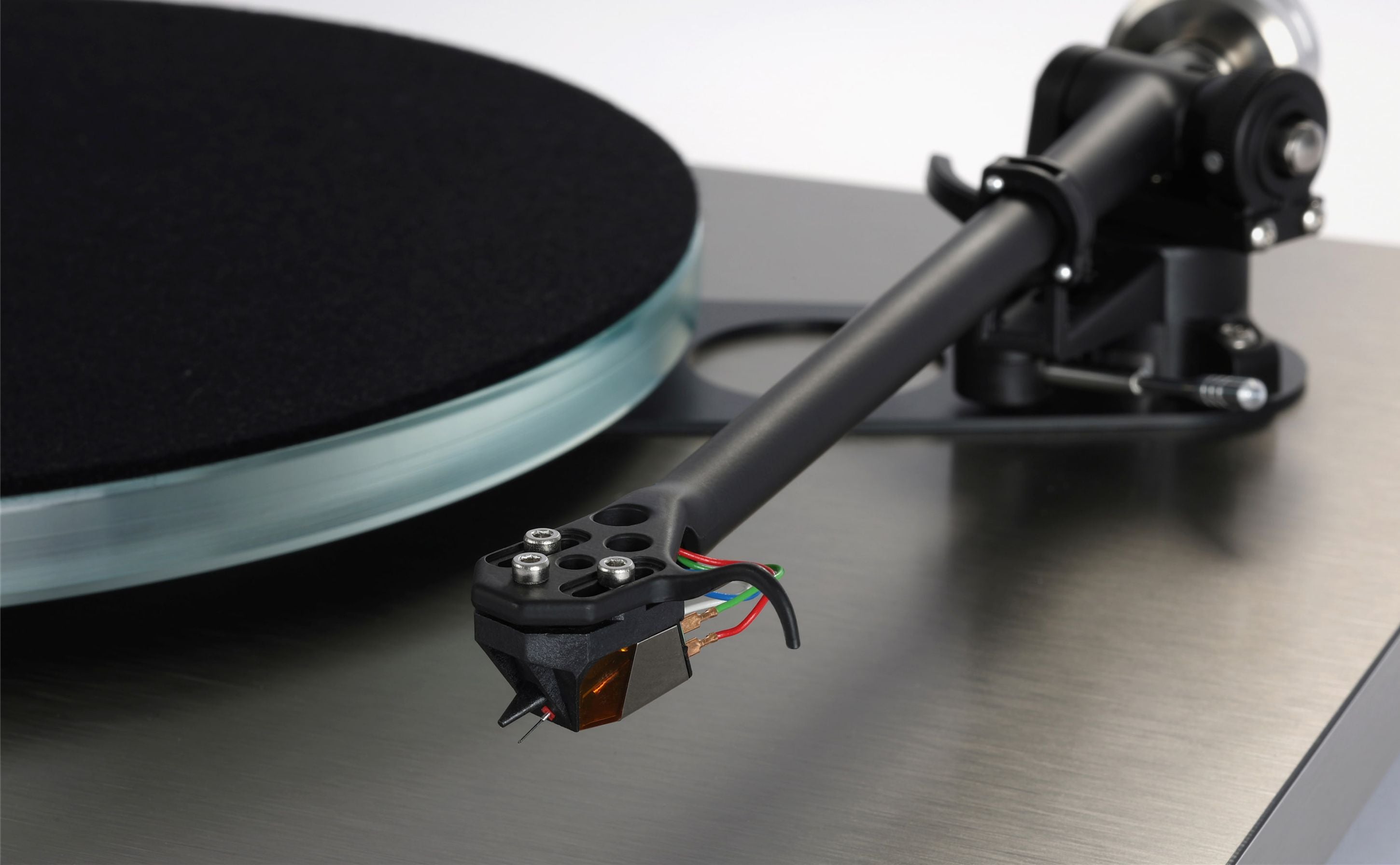 Rega Planar 6RS EDITION Plattenspieler - Plattenspieler - VERFÜGBARKEIT ANFRAGEN