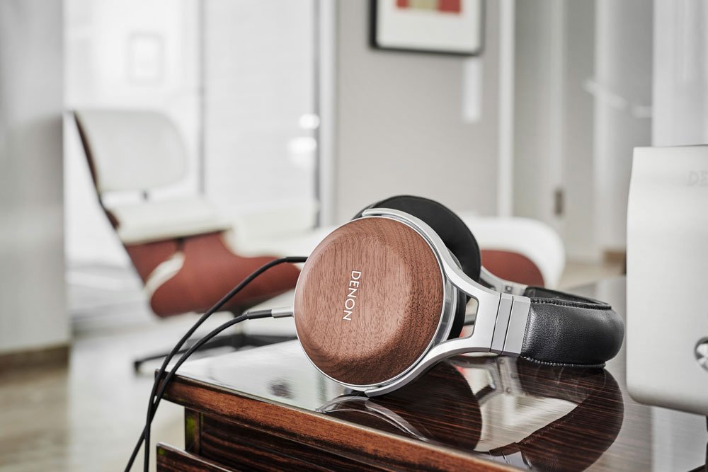 Denon AH-D7200 - STEREO BOX