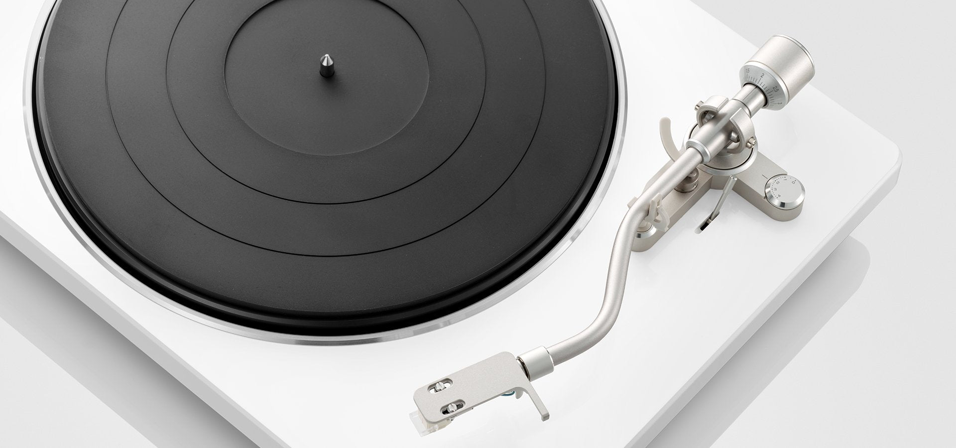 Giradischi Denon DP-400 bianco