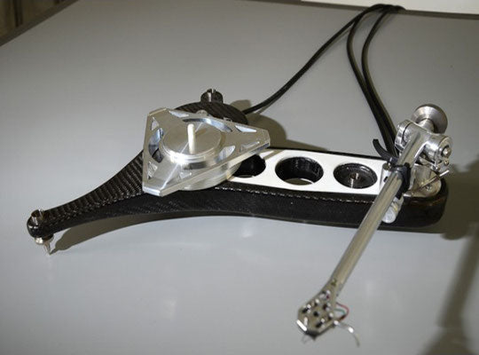 Rega Naiad