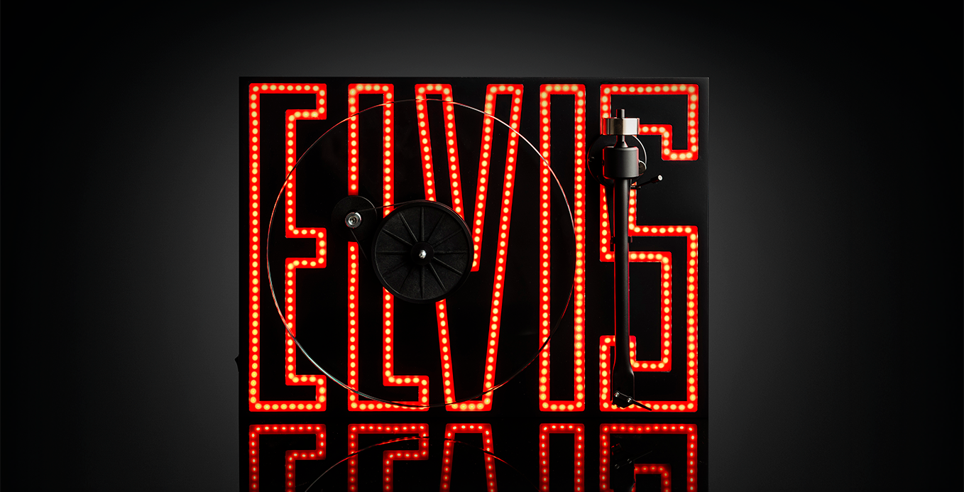 Pro-Ject The Dark Side of the Moon - Limited Edition Turntable 