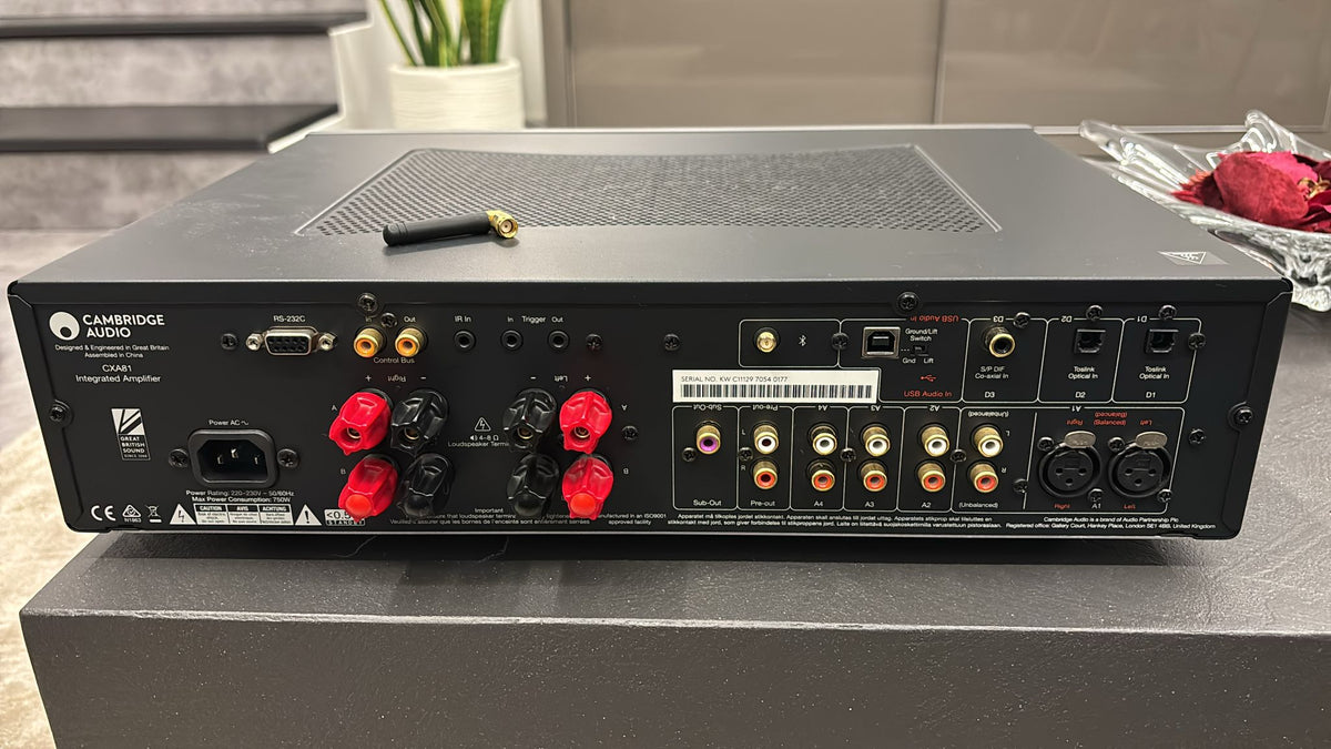 Cambridge Audio CX A81 – Integrierter Verstärker