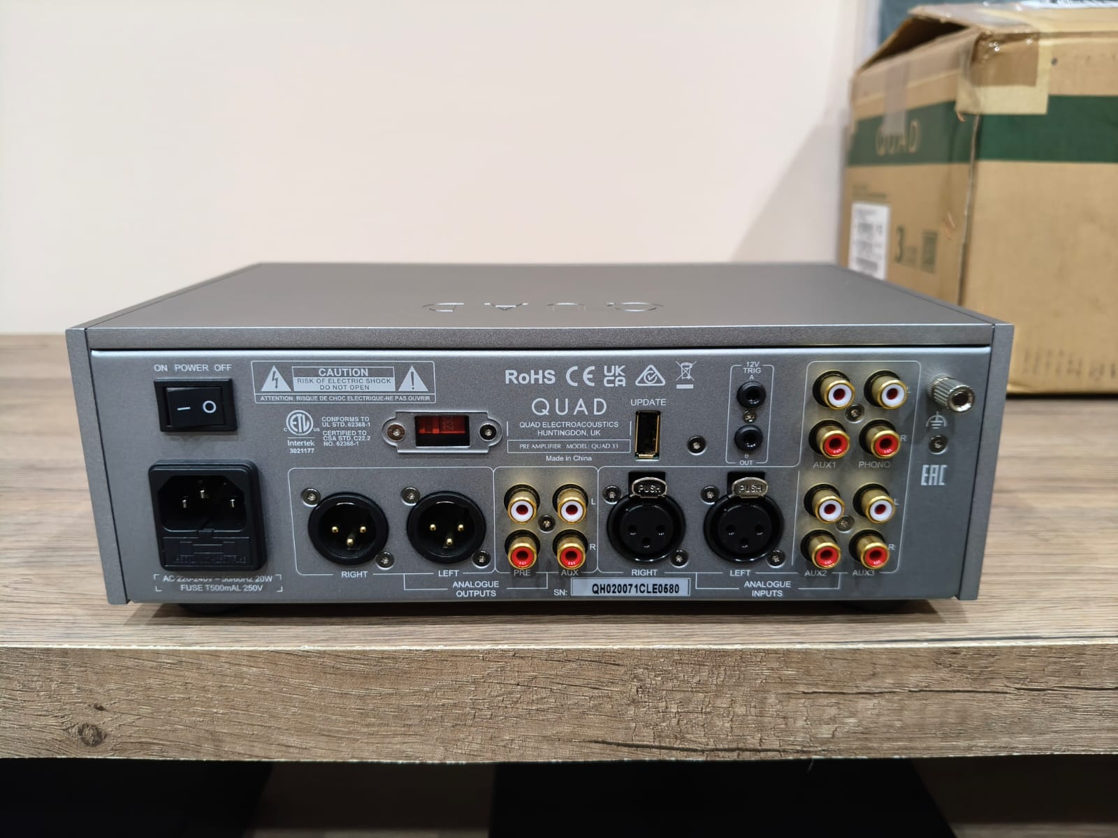 QUAD 33 - Preamplificatore Stereo - USATO