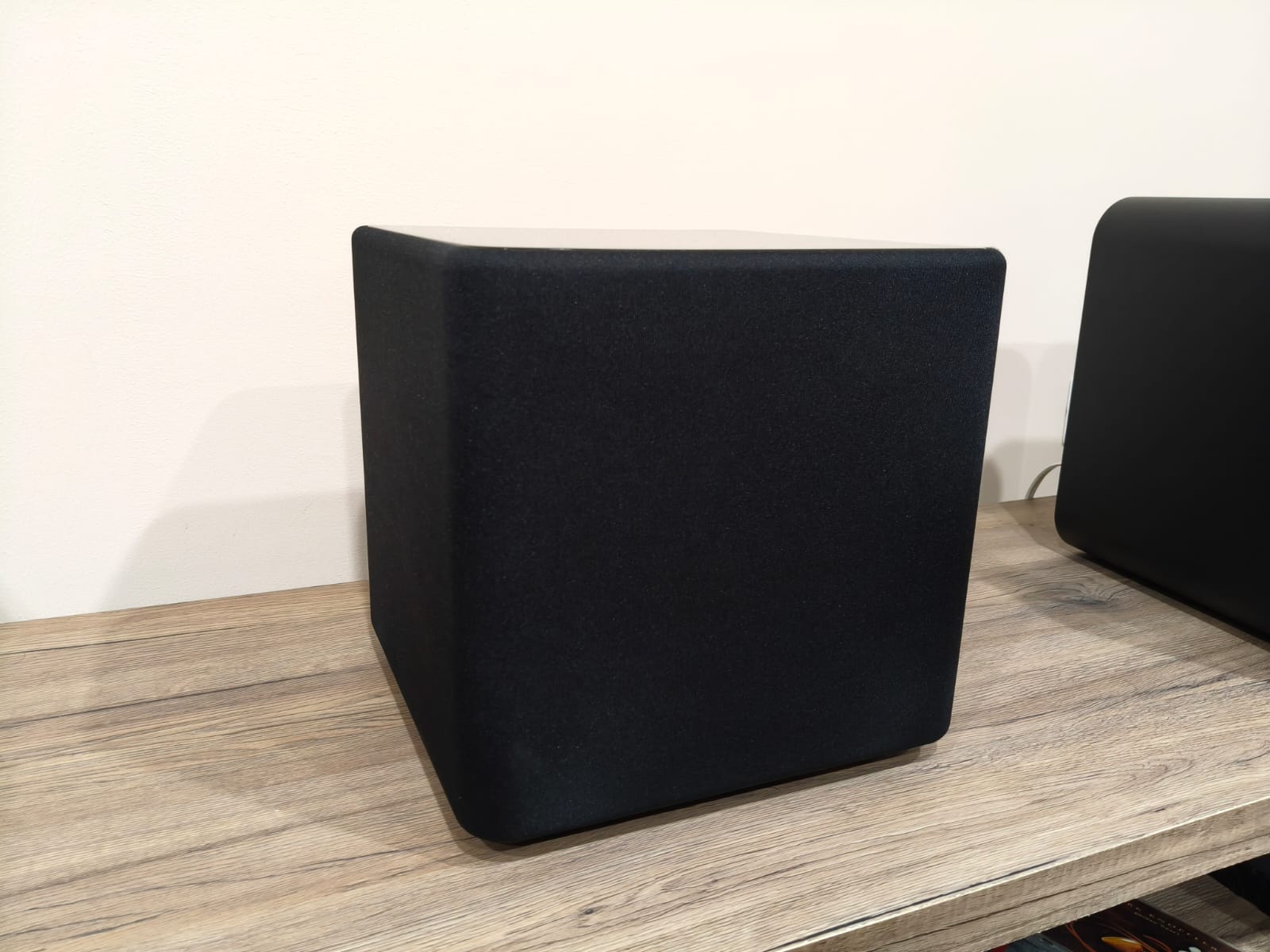 Kef KUBE 8b - Subwoofer - USED