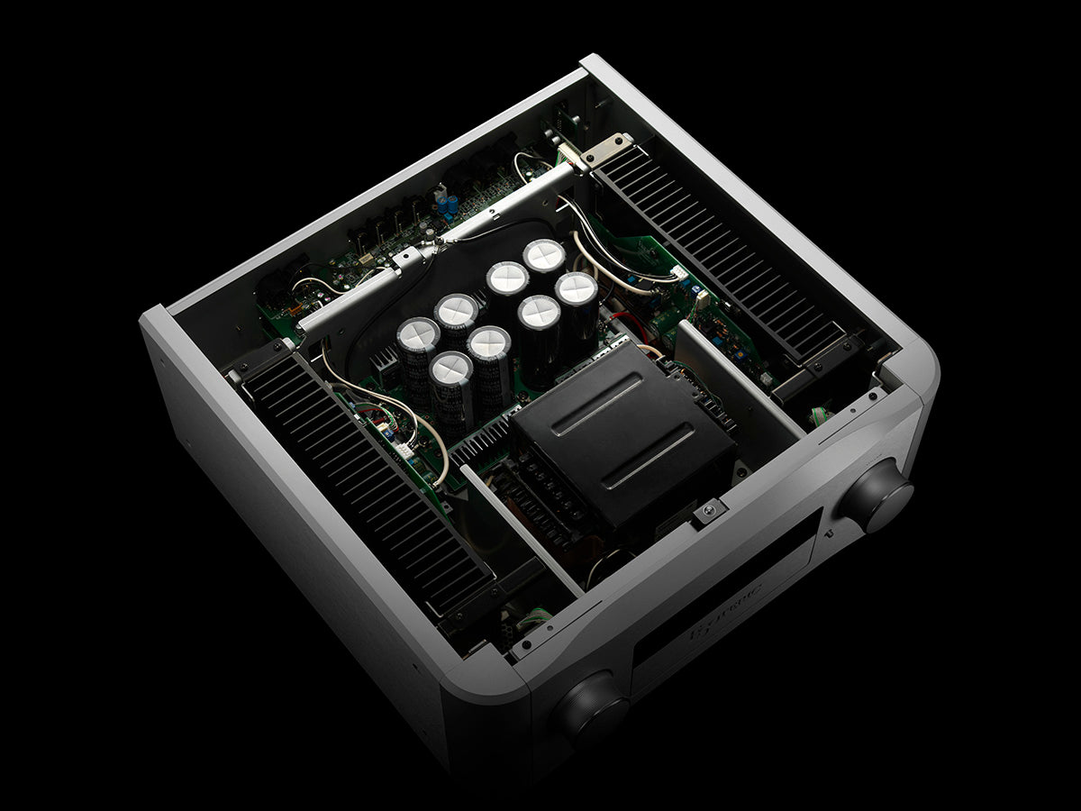 Esoteric F-02 - Integrated Amplifier