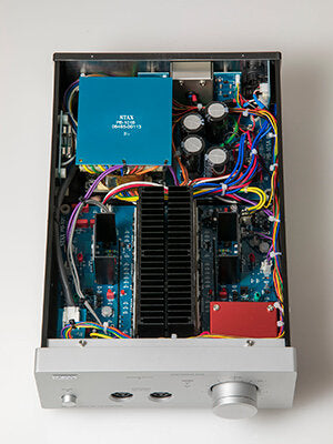 STAX SRM-700S - Solid State Headphone Amplifier - New!